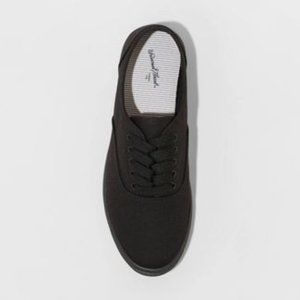 Women's 11 Black Lace-Up Sneakers- Universal Thread
